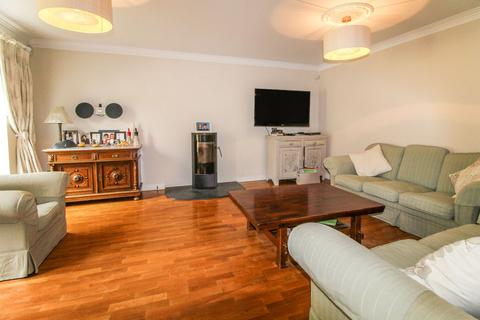 undefined, Fernhill Close, Woodbridge