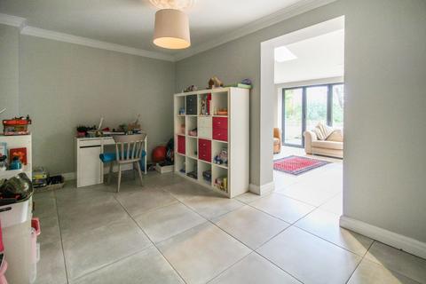 undefined, Fernhill Close, Woodbridge