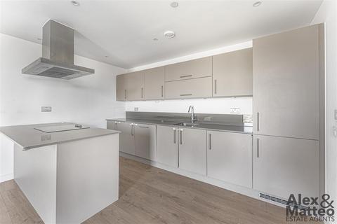 3 bedroom flat to rent, Rotherhithe New Road, Bermondsey, SE16