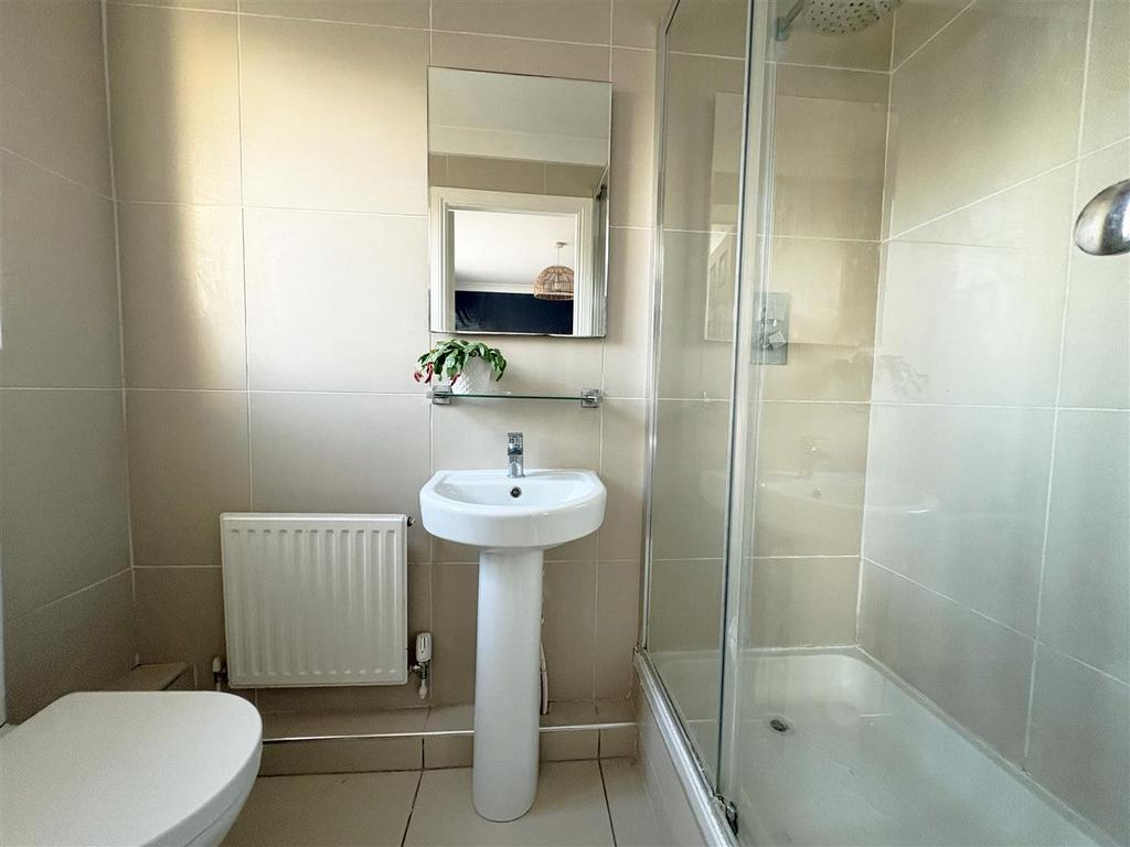 Ensuite.jpg