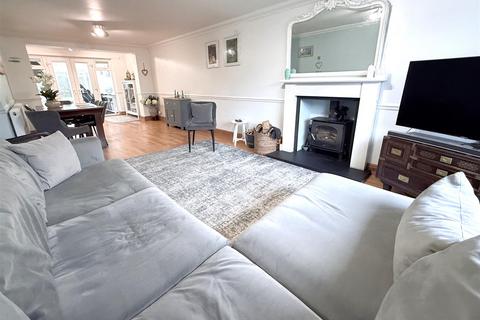 2 bedroom detached house for sale, Grove Road, Bingham