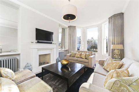 2 bedroom property to rent, St. James's Gardens, London, W11