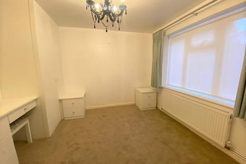 undefined, Regency Drive, Ruislip