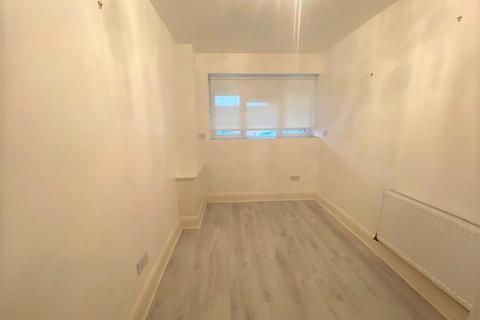 undefined, Regency Drive, Ruislip