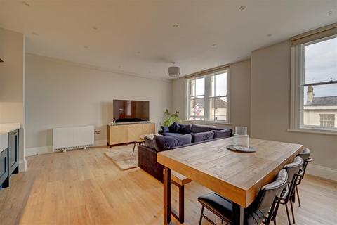 undefined, Worcester Road, Malvern WR14