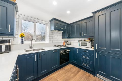 undefined, Haydn Avenue, Purley CR8