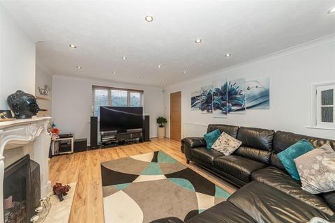 undefined, Somerton Close, Purley CR8
