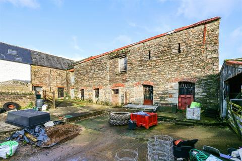 undefined, The Barns, Devon PL21