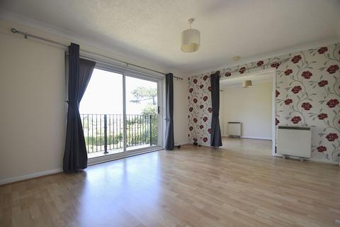2 bedroom flat to rent, 74 Victoria Avenue, Shanklin