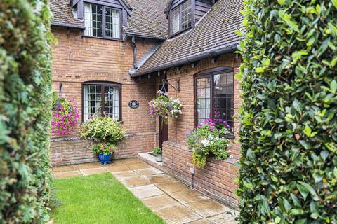 undefined, Shepherds Lane, Caversham, Reading