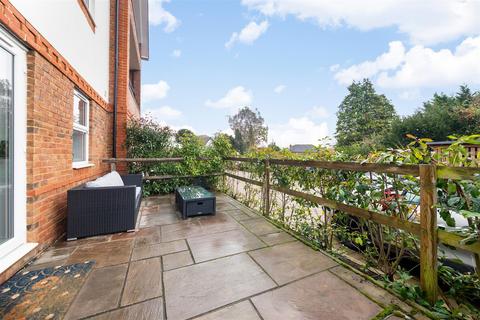 undefined, Edgehill Road, Purley CR8