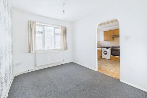 3 bedroom terraced house for sale, Bourne Road, Swindon SN2