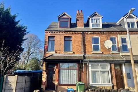 3 bedroom end of terrace house for sale, 1 Westfield Road, Smethwick, B67 6AW