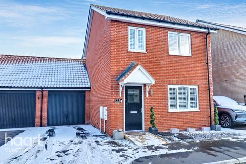 3 bedroom detached house for sale, Ellis Road, Clacton-on-Sea