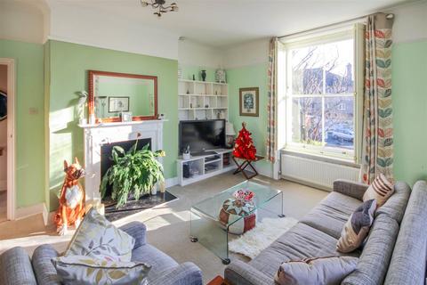 2 bedroom flat for sale, Old London Road, Patcham, Brighton