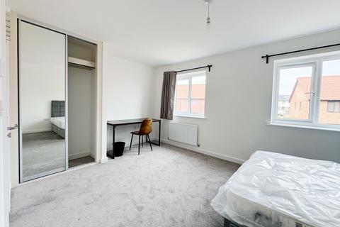 1 bedroom in a house share to rent, Baylis Gardens, Bristol BS34