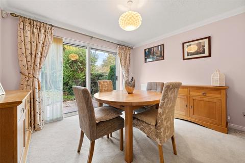 4 bedroom detached house for sale, Weaver Moss, Berkshire GU47