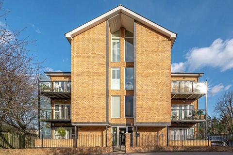 undefined, Gladbeck Way, Enfield, London, EN2