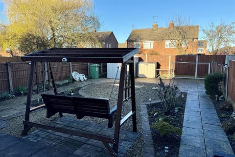3 bedroom semi-detached house for sale, Hillbrow Crescent, Halesowen