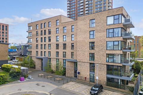 undefined, William Guy Gardens, Bow E3
