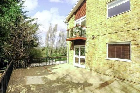 4 bedroom detached house to rent, West Heath Road, Hampstead, London, NW3
