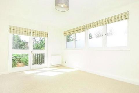 4 bedroom detached house to rent, West Heath Road, Hampstead, London, NW3