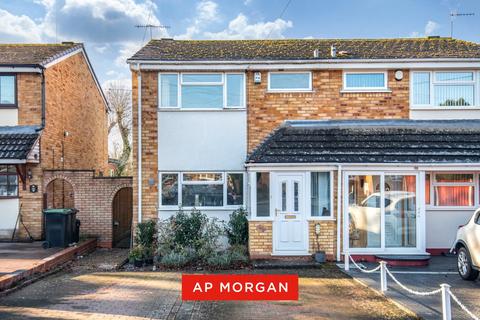 3 bedroom semi-detached house for sale, Willow Close, Bromsgrove, Worcestershire, B61