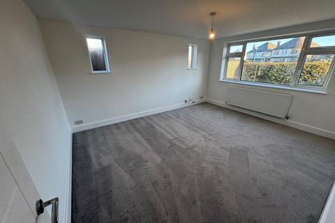 2 bedroom flat to rent, Christchurch Road, Bournemouth, BH7