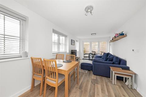 undefined, Riddlesdown Road, Purley CR8
