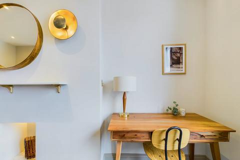 undefined, Abbey Road, London NW8