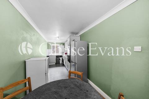 2 bedroom flat to rent, Tavistock Road, Croydon, CR0