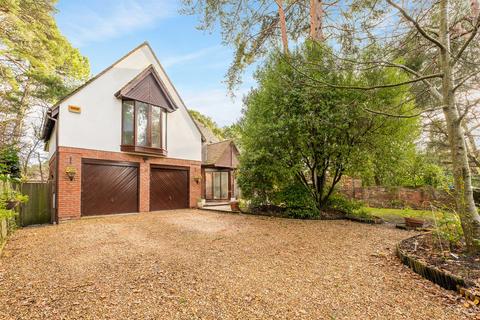 4 bedroom detached house for sale, Broadstone