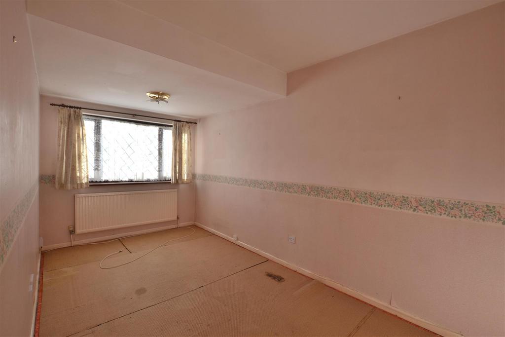Family Room.JPG
