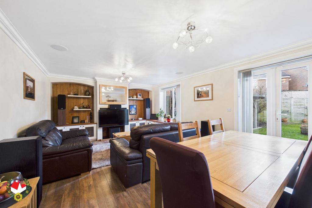 Living/Dining Room