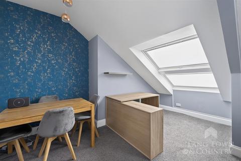 3 bedroom apartment to rent, Molesworth Road, Plymouth PL3