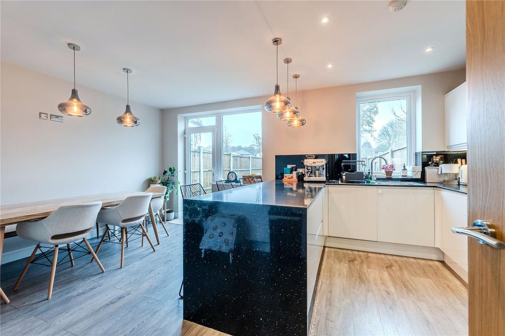 House in Leeds, Moortown - View 3