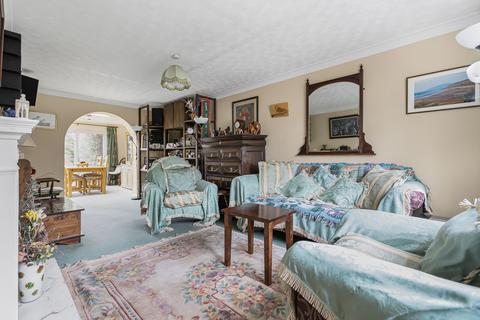 4 bedroom detached house for sale, Almond Road, Bicester, OX26