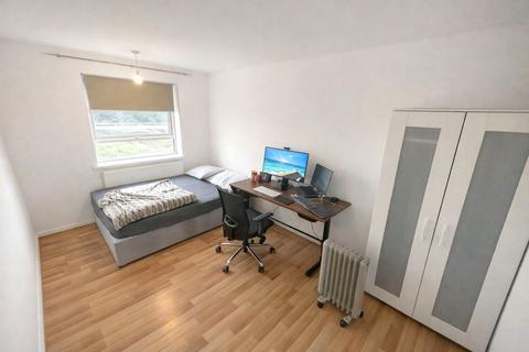 undefined, Redbridge Lane East, Ilford IG4