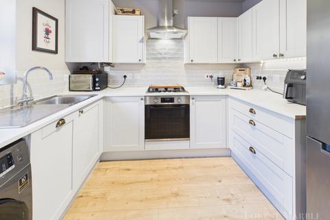 2 bedroom end of terrace house for sale, Knights Maltings, Frome