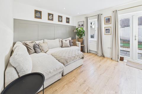 2 bedroom end of terrace house for sale, Knights Maltings, Frome