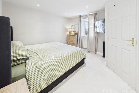 2 bedroom end of terrace house for sale, Knights Maltings, Frome