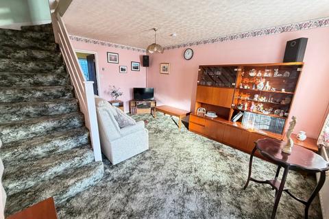 2 bedroom terraced house for sale, Willowmead, Staines-upon-Thames TW18
