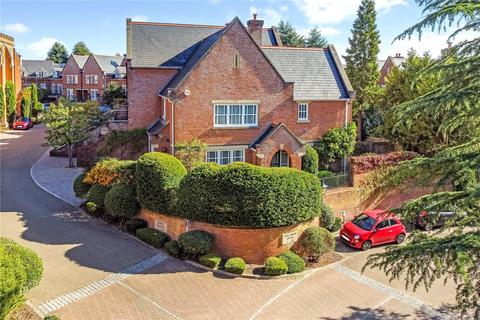 4 bedroom end of terrace house to rent, Chapel Square, Virginia Water, Surrey, GU25