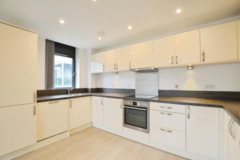 2 bedroom flat to rent, Newsom Place, St Albans, AL1