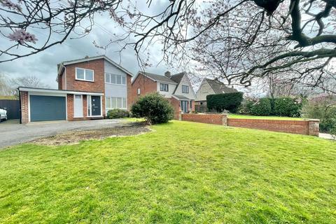 3 bedroom house to rent, Shotford Road, IP20