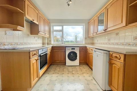 3 bedroom house to rent, Shotford Road, IP20