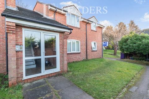 Studio to rent, Park Gate, Hitchin, Hertfordshire, SG4