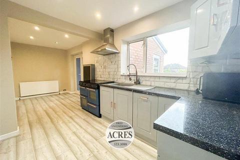 3 bedroom semi-detached house for sale, Queslett Road East, Streetly