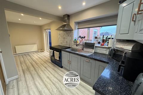 3 bedroom semi-detached house for sale, Queslett Road East, Streetly