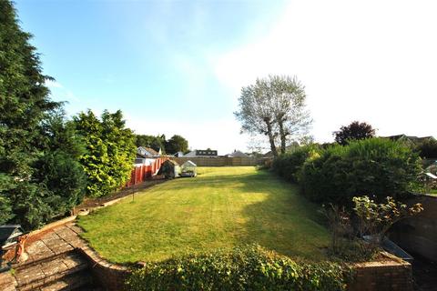 2 bedroom detached bungalow for sale, Court Farm Road, Longwell Green